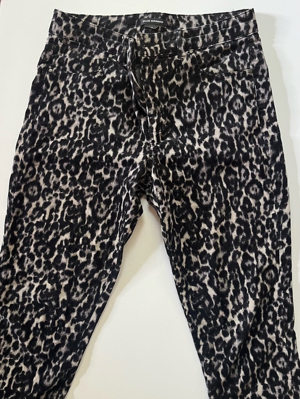 Club Monaco Black & White Animal Print Corduroy Skinny Mid-rise Jeans. Sz 4